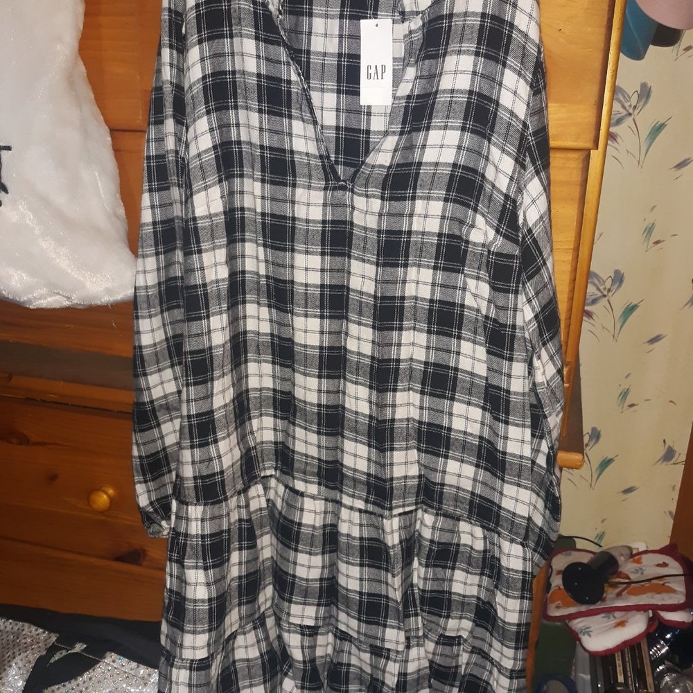 Old Navy dress